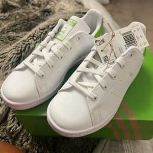 New with tags Adidas Sam smith Kermit